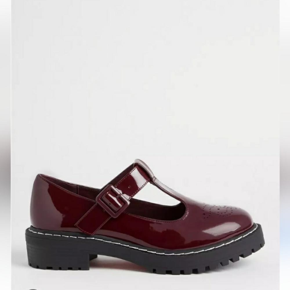 Torrid Size 11.5 Wide Width Lug Sole Patent Leather Mary Jane Shoes Burgundy Red - Picture 2 of 10